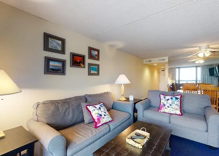 Stunning With Balcony Angled Views Washer & Dryer Pools & Gym *