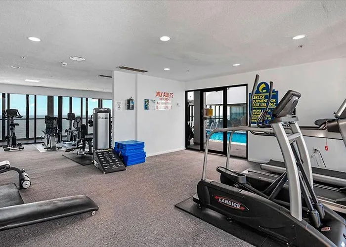 Stunning With Balcony Angled Views Washer & Dryer Pools & Gym Holiday home Ocean City